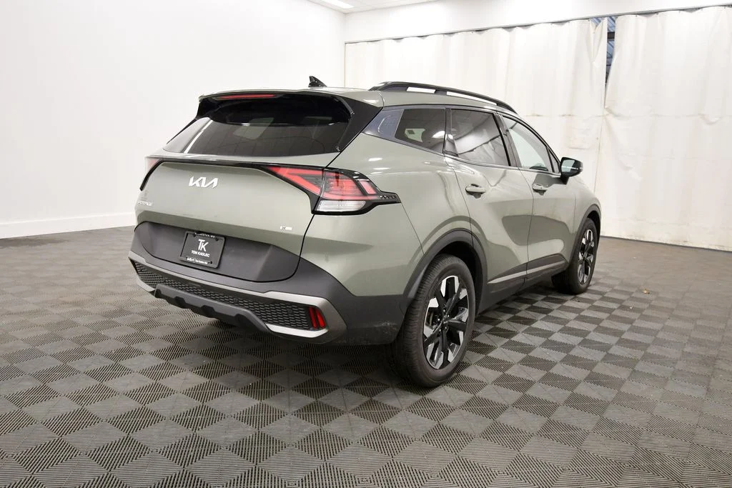 Certified Used 2023 Green Kia X-Line image 8