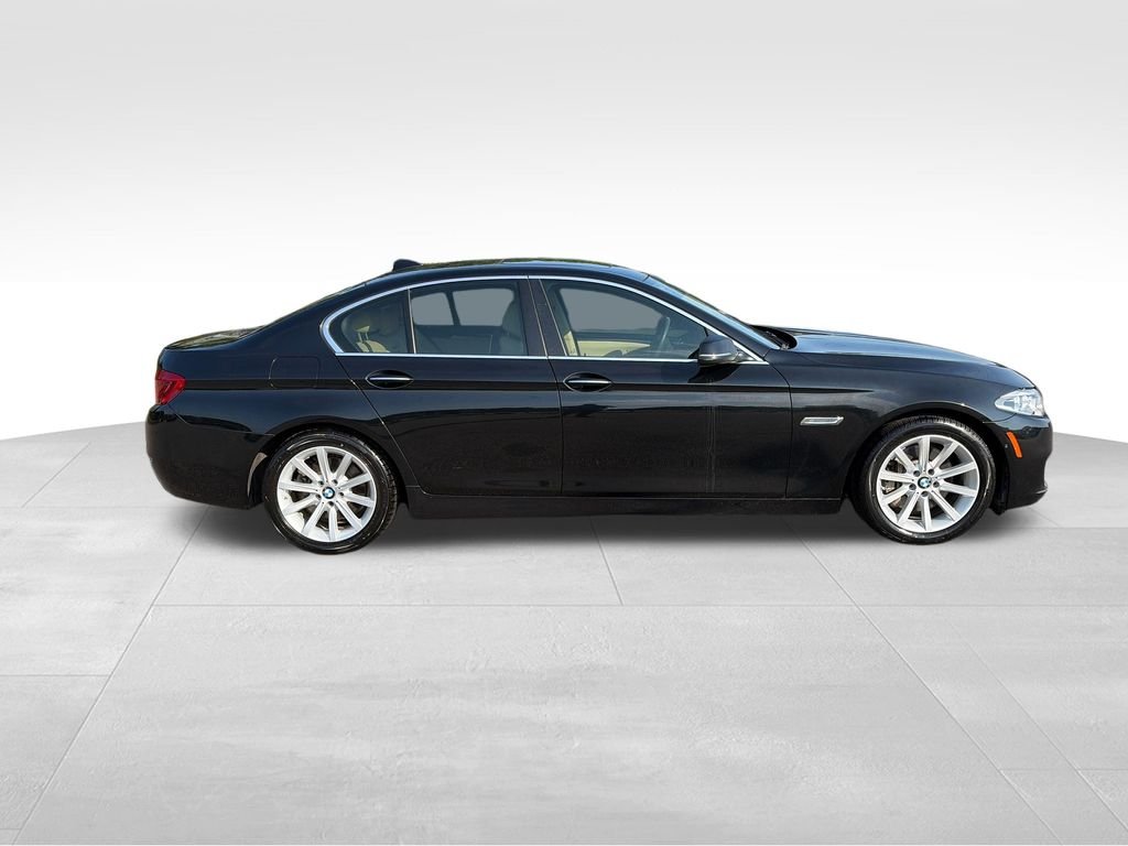 Used 2014 Jet Black BMW 535d image 6