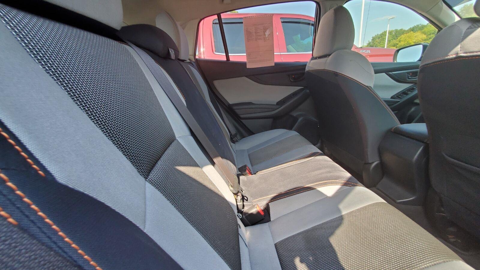 Used 2018 Dark Gray Metallic Subaru Premium image 6