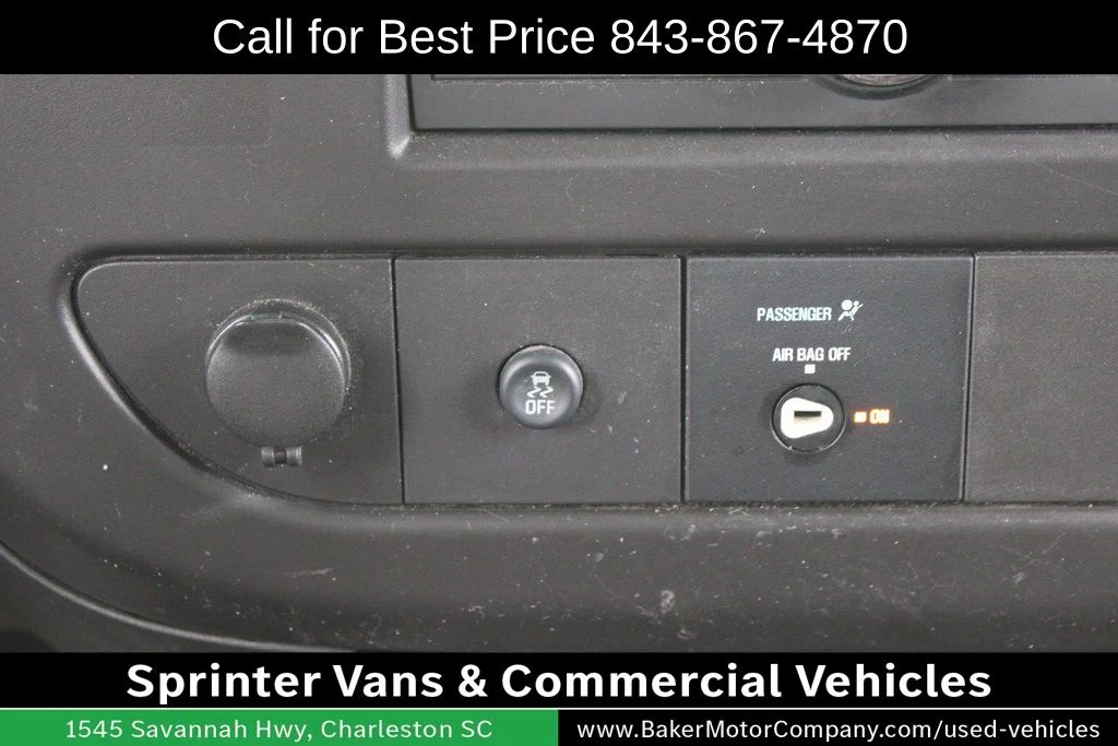 2023 GMC Savana Cargo Work Van - Photo 24