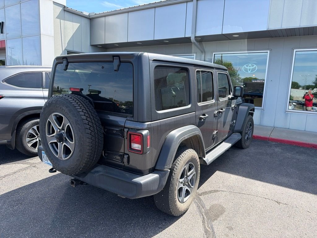 Used 2019 Gray Jeep Unlimited Sport S image 3