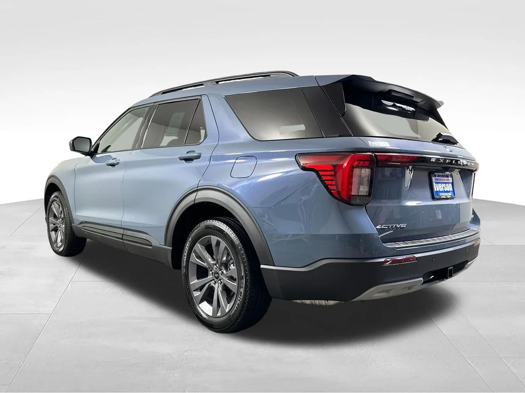 New 2026 Vapor Blue Metallic Ford Active image 7