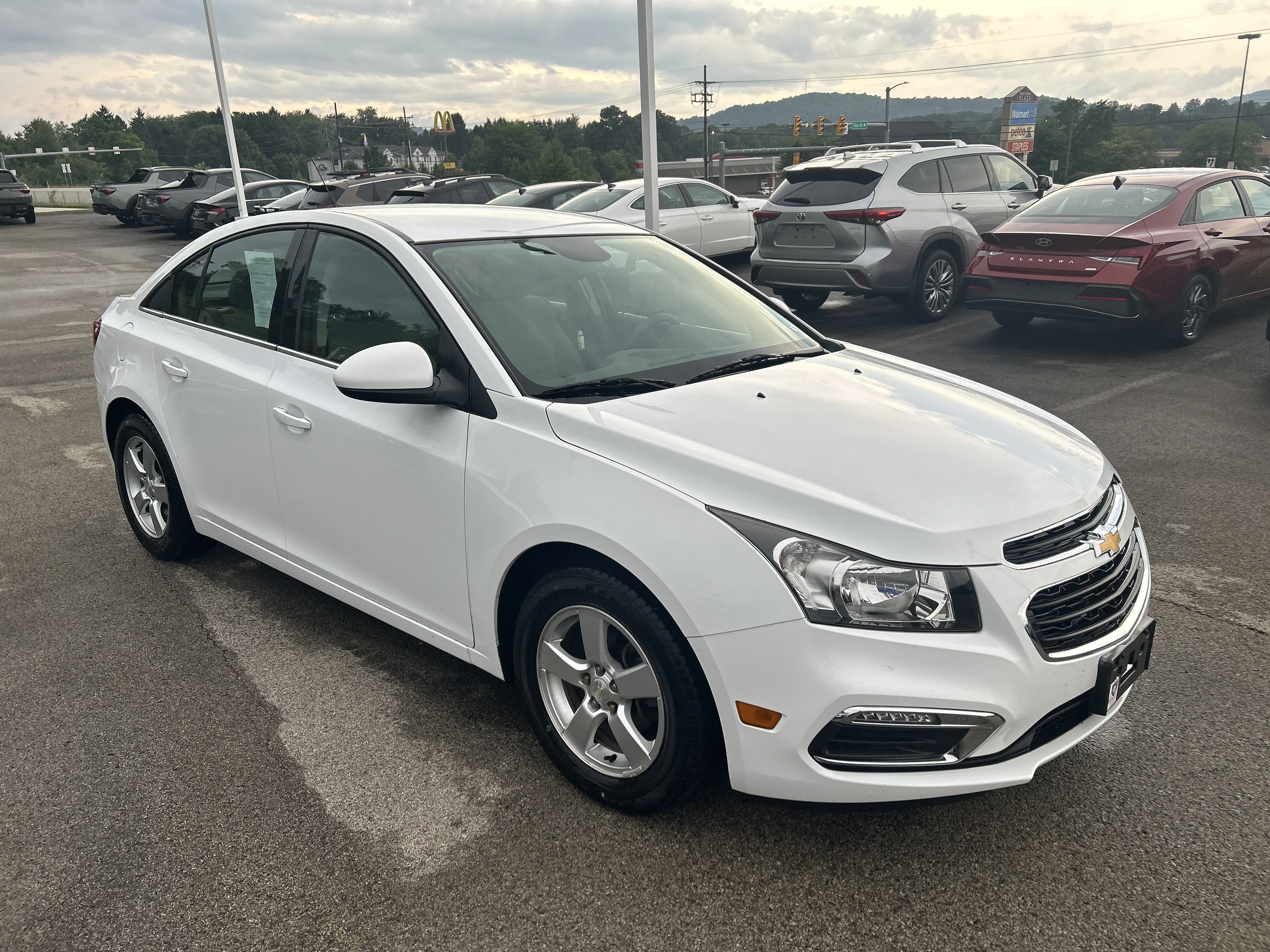 Used 2016 Summit White Chevrolet LT image 1