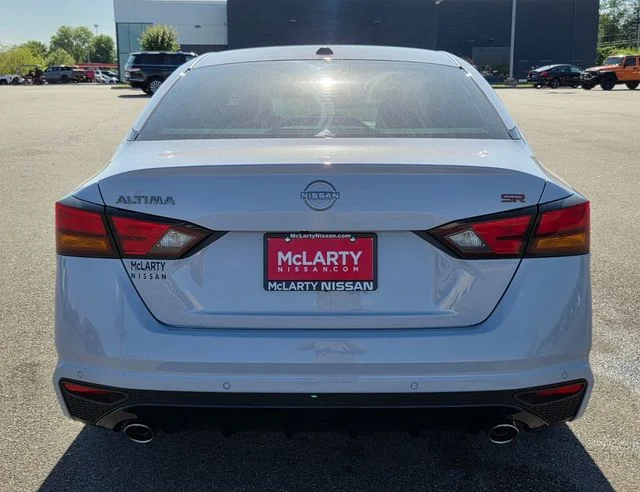 New 2026 Gray Nissan 2.5 SR image 7