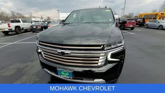Used 2023 Black Chevrolet High Country image 3