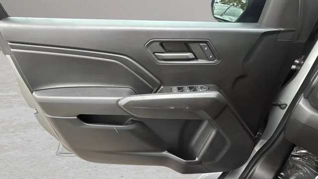Used 2024 Sterling Gray Metallic Chevrolet Trail Boss image 18