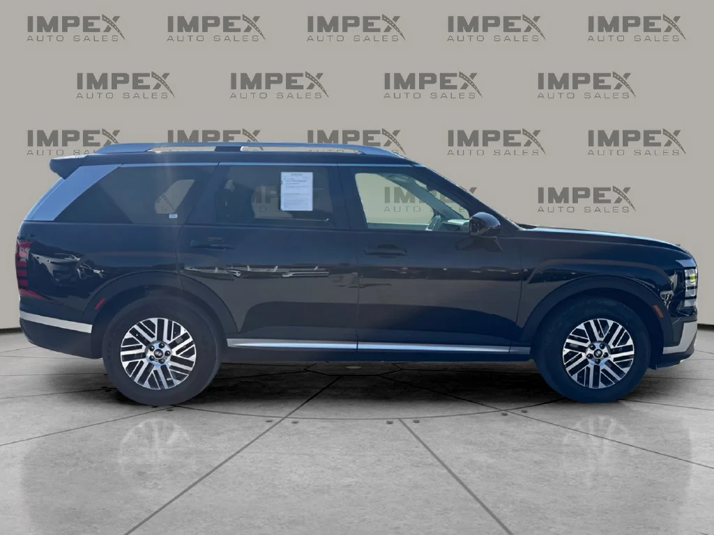 Used 2026 Black Hyundai SEL image 9