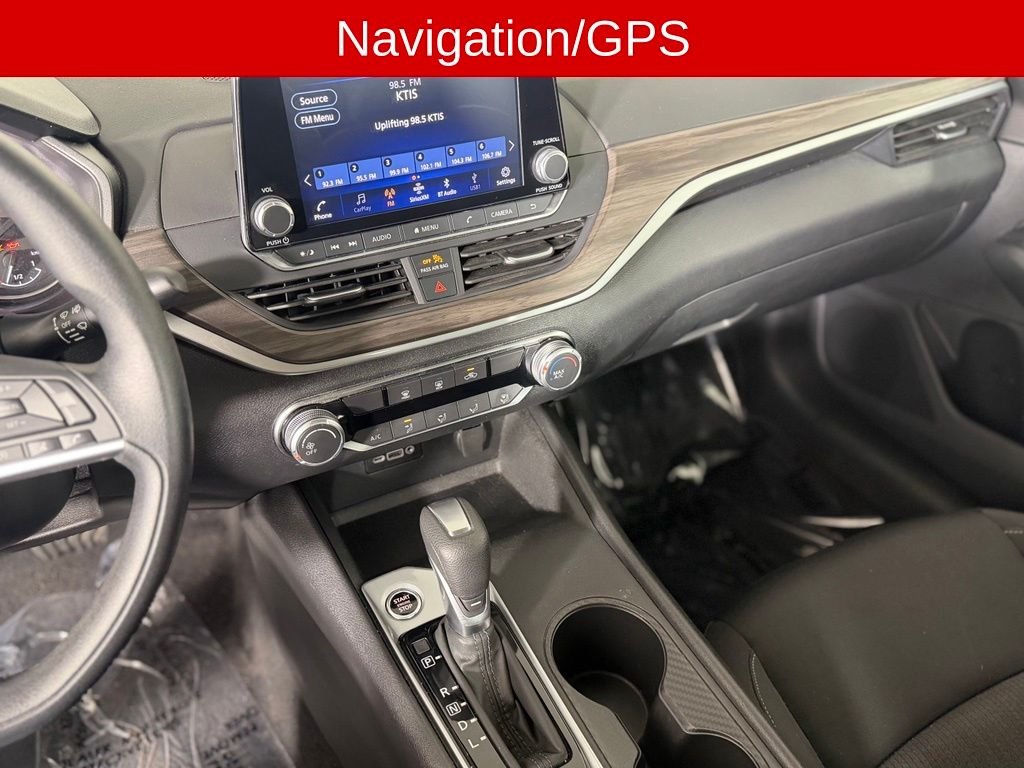 Used 2025 Gray Nissan 2.5 SV image 3