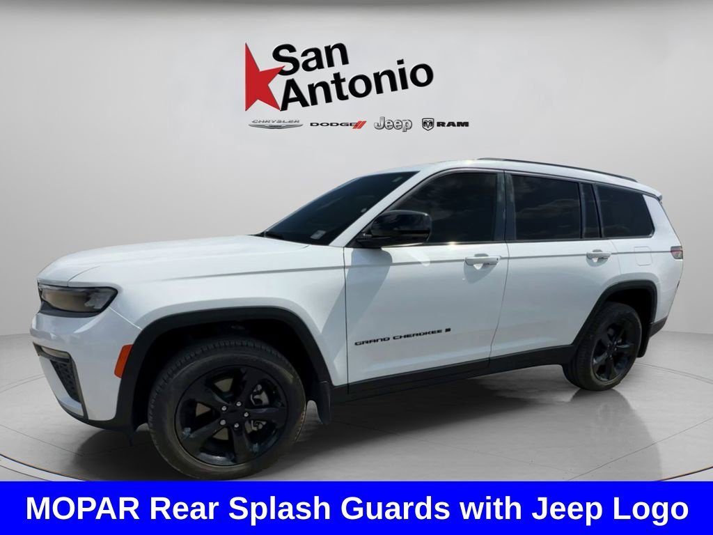 New 2026 Bright White Clear-Coat Exterior Paint Jeep Limited image 9