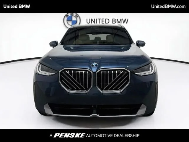 New 2026 Arctic Race Blue metallic BMW X3 image 3