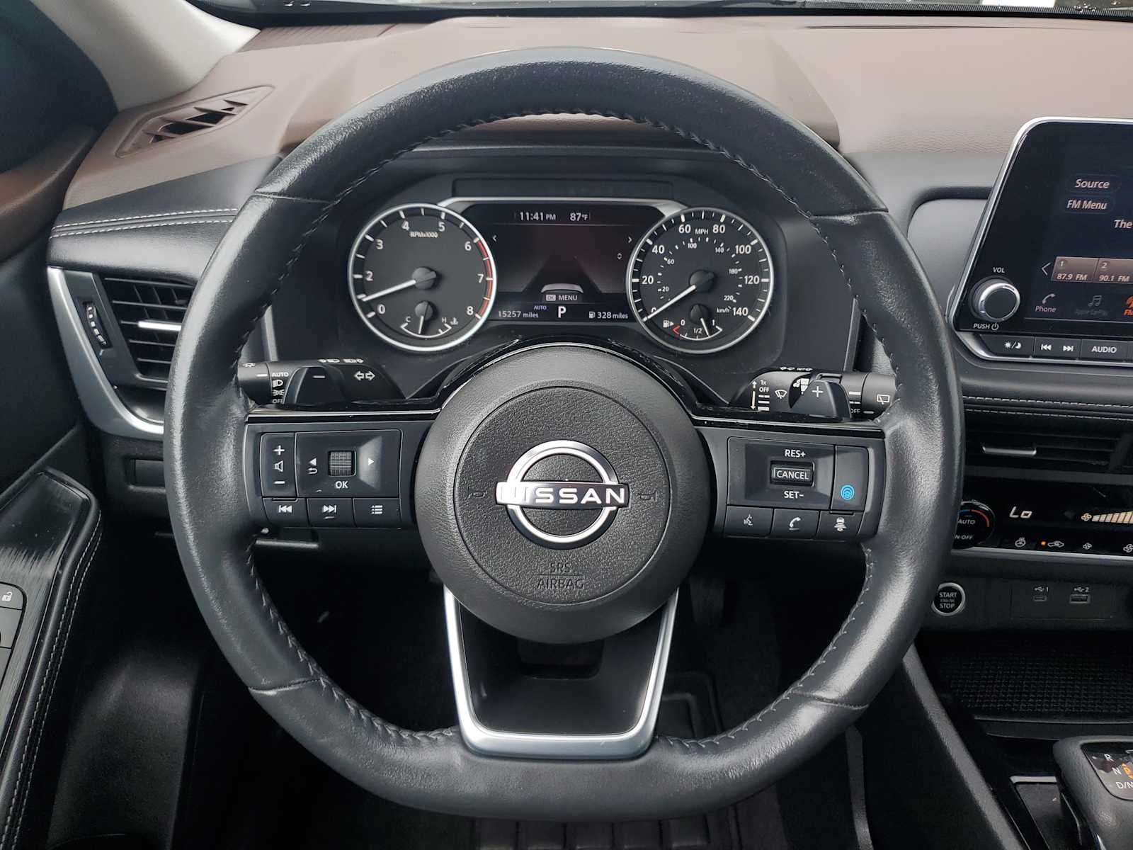 Used 2023 Gray Nissan SV image 16