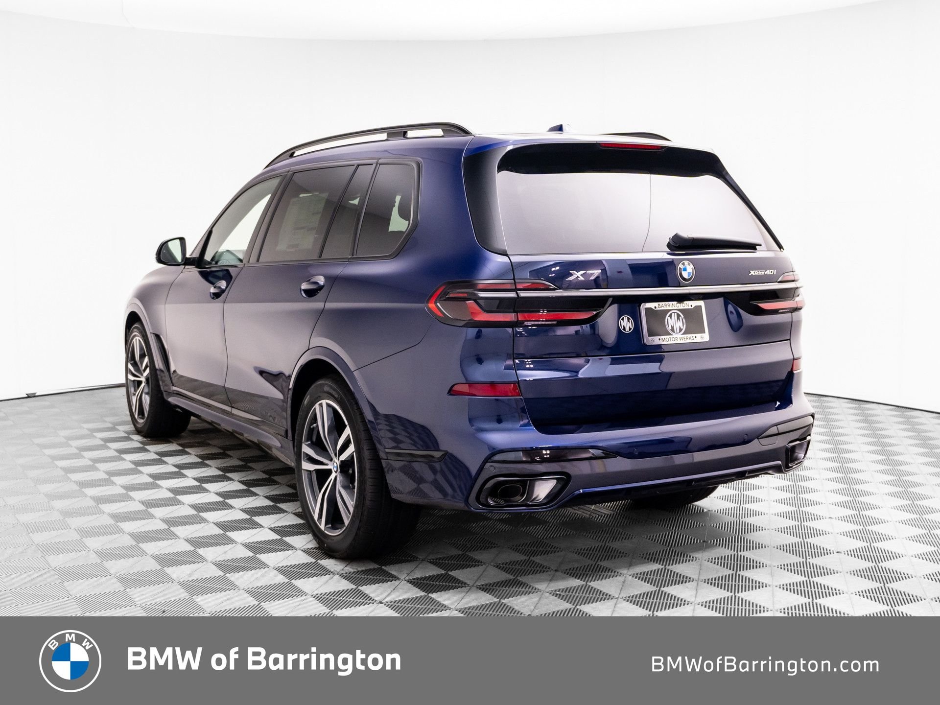 New 2027 Tanzanite Blue II Metallic BMW xDrive40i image 3