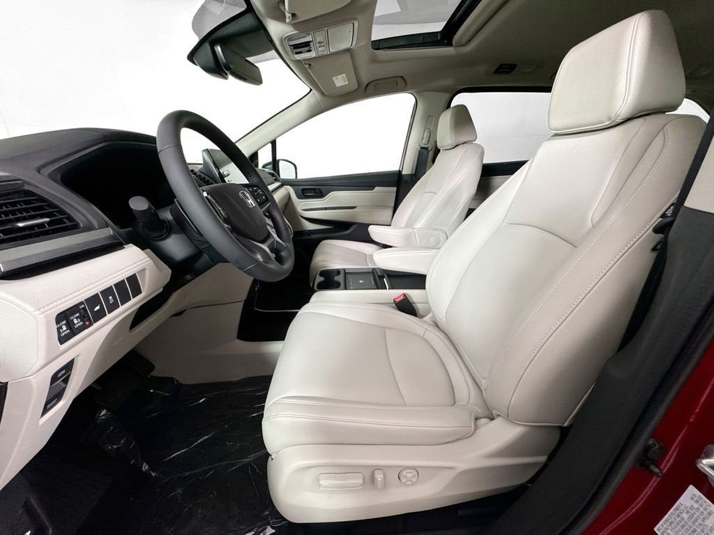 2026 Honda Odyssey EX-L - Photo 6