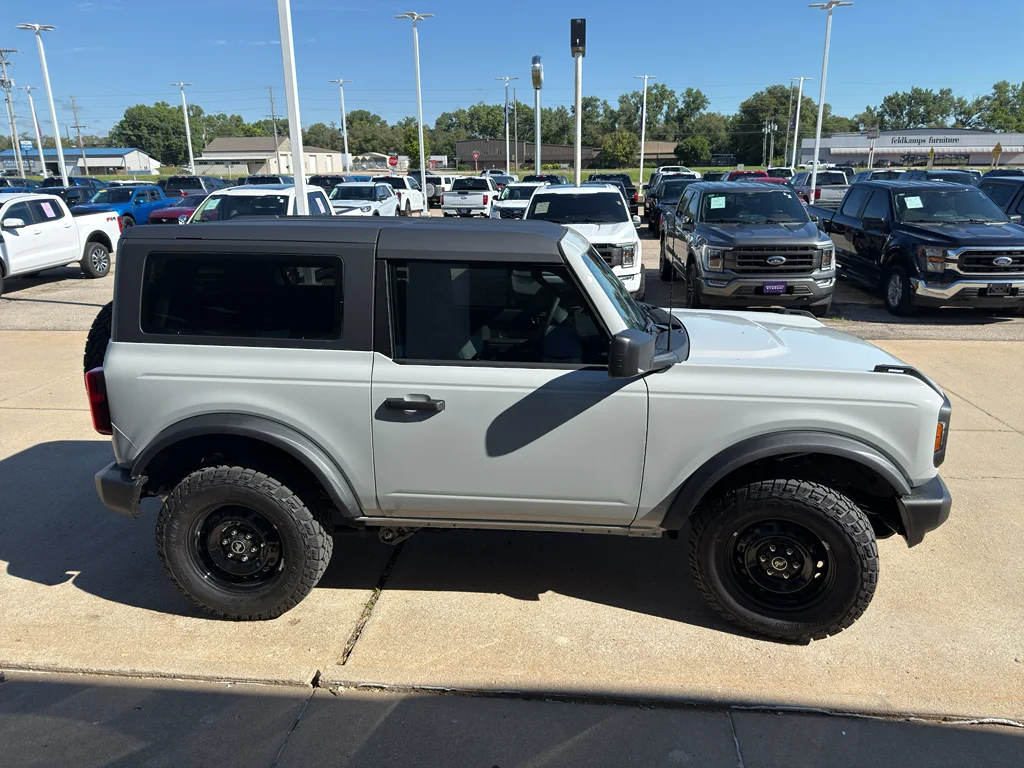 New 2026 Avalanche Gray Ford Base image 6