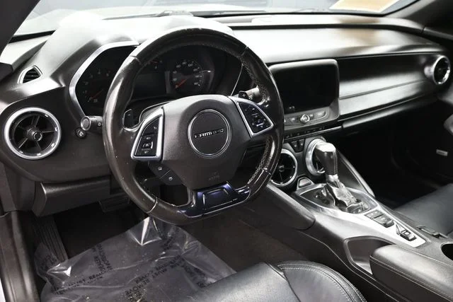 Used 2019 Gray Chevrolet 1LT image 8