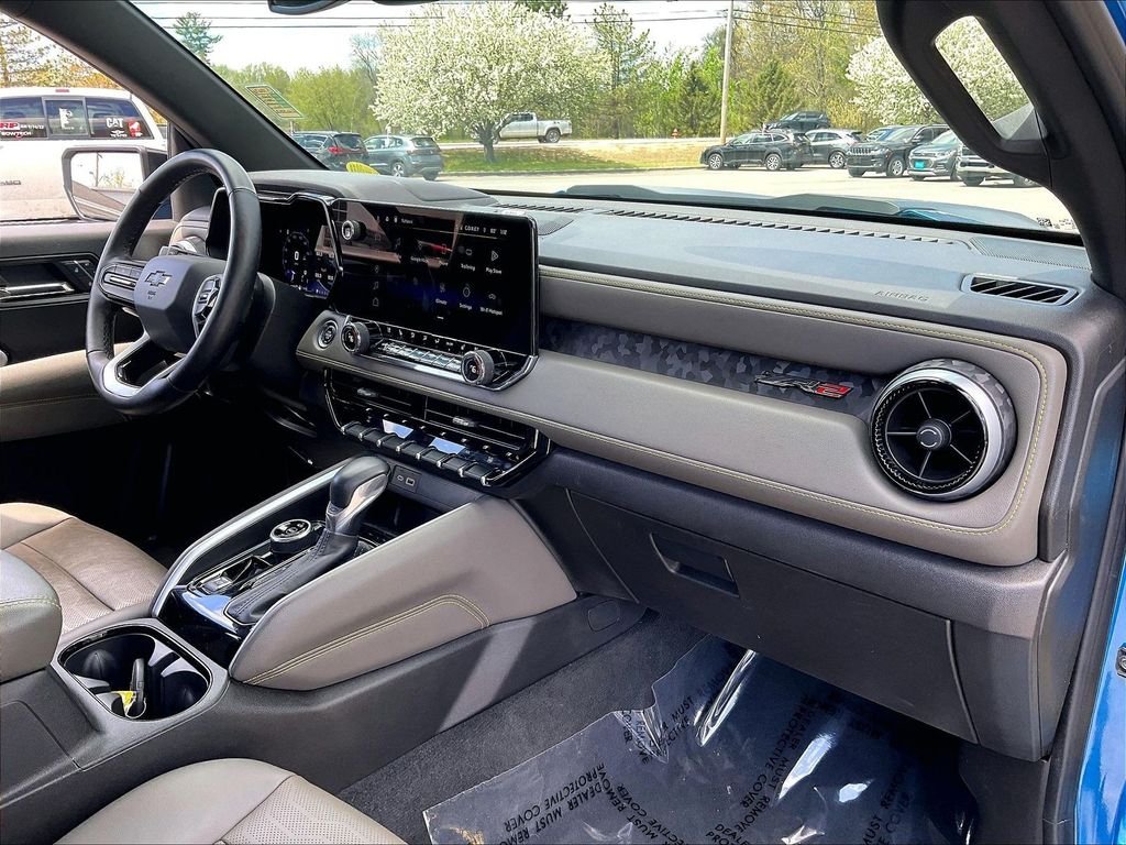 Used 2023 Blue Chevrolet ZR2 image 14