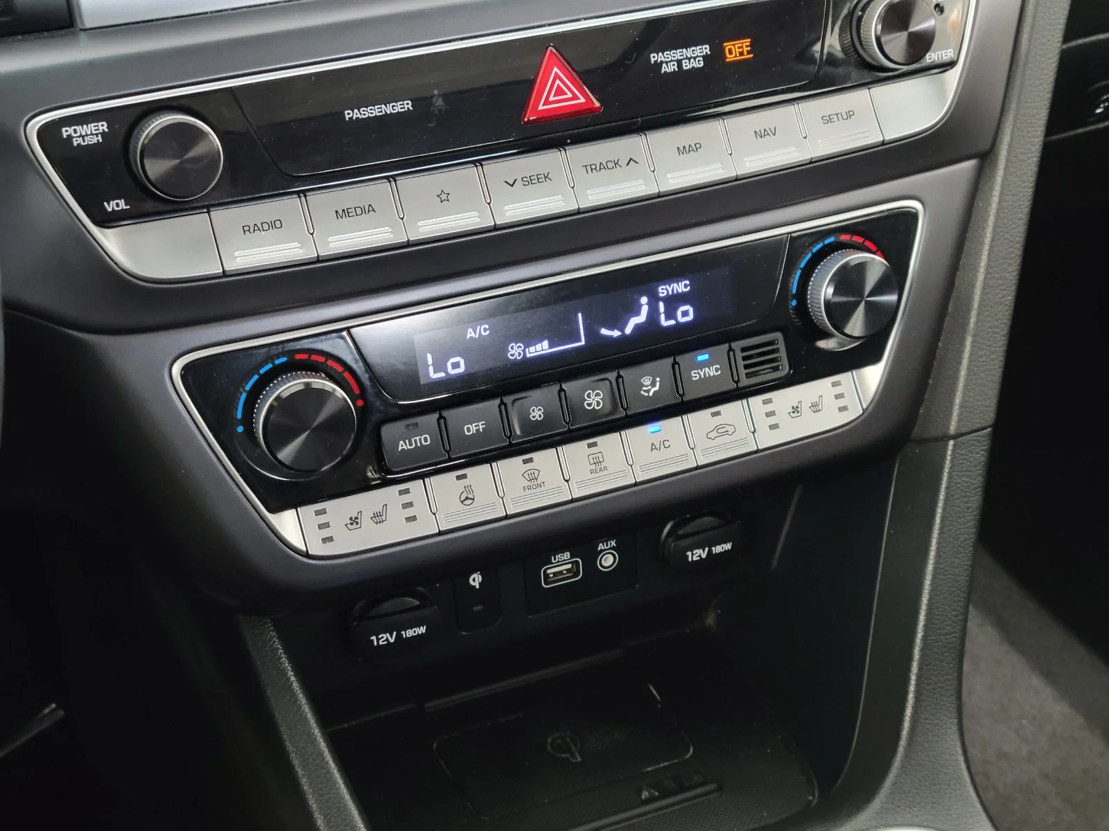 Used 2018 White Hyundai Limited image 22