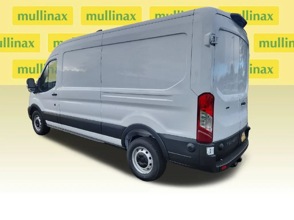 New 2027 White Ford Base image 6