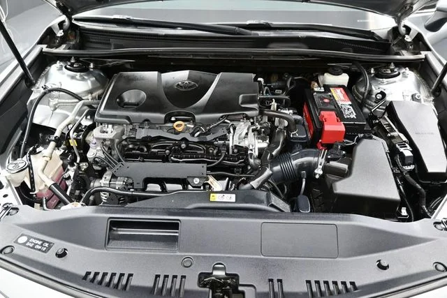 Used 2019 Silver Toyota LE image 30