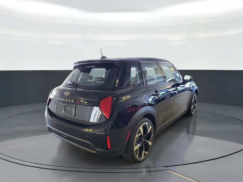 Used 2026 Black MINI  image 3