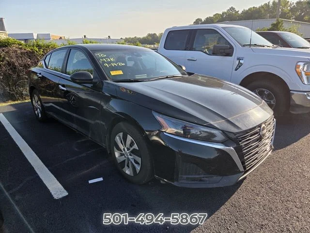 Used 2024 Black Nissan 2.5 S image 3