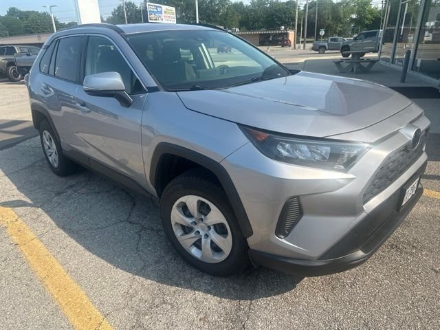 Used 2019 Silver Toyota LE image 2