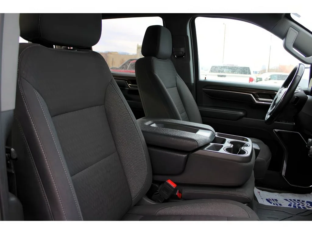 2023 Chevrolet Silverado 1500 LT - Photo 23