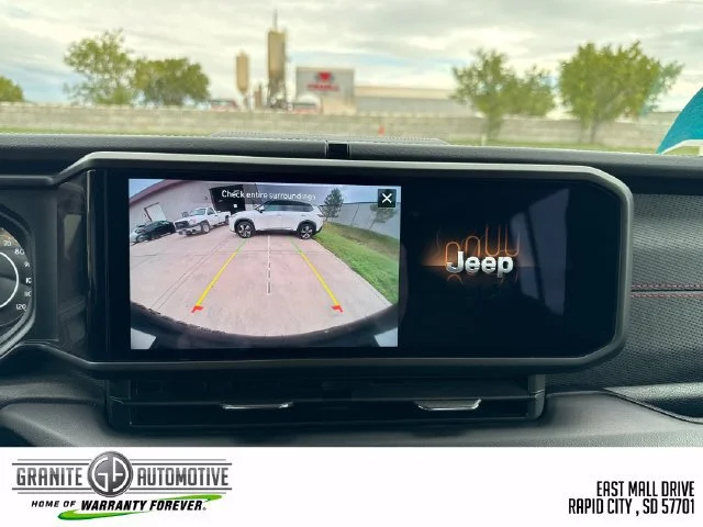 2025 Jeep Wrangler 4-Door Rubicon - Photo 20