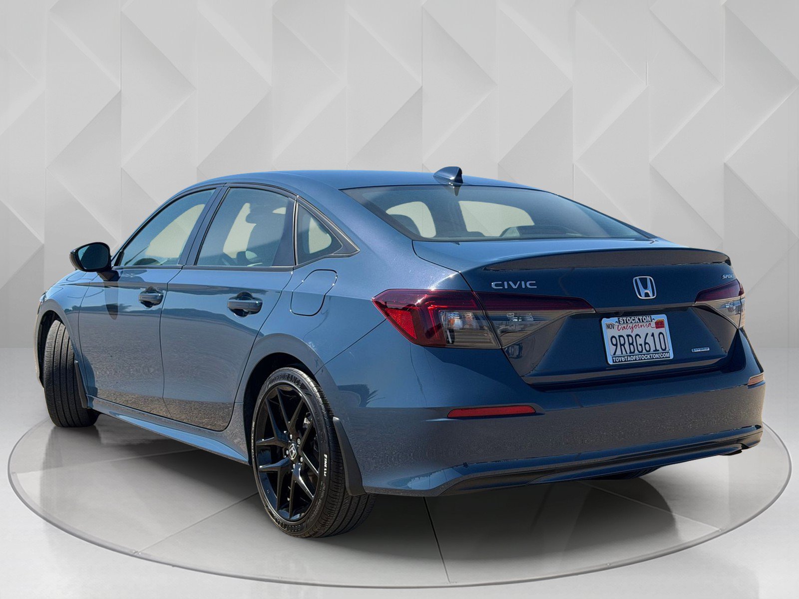 Used 2025 Blue Lagoon Pearl Honda Sport image 3