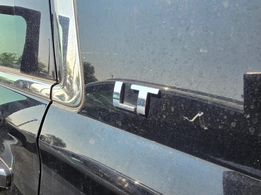 Used 2020 Black Chevrolet LT image 12