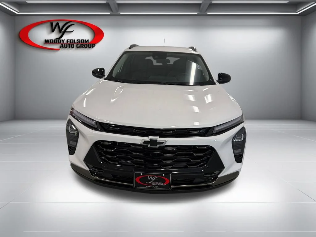 New 2026 Summit White Chevrolet ACTIV image 2