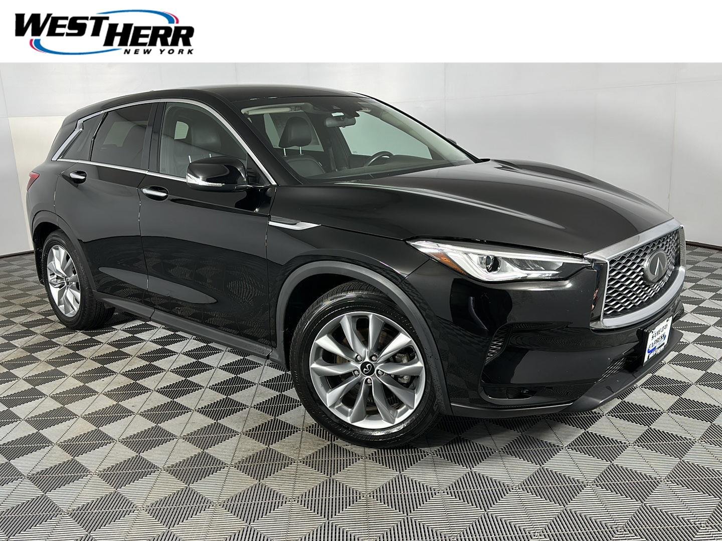 Used 2021 Black Obsidian INFINITI PURE image 1