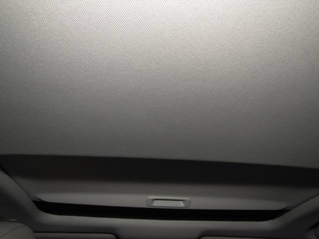 2025 Honda Accord Hybrid EX-L - Photo 47
