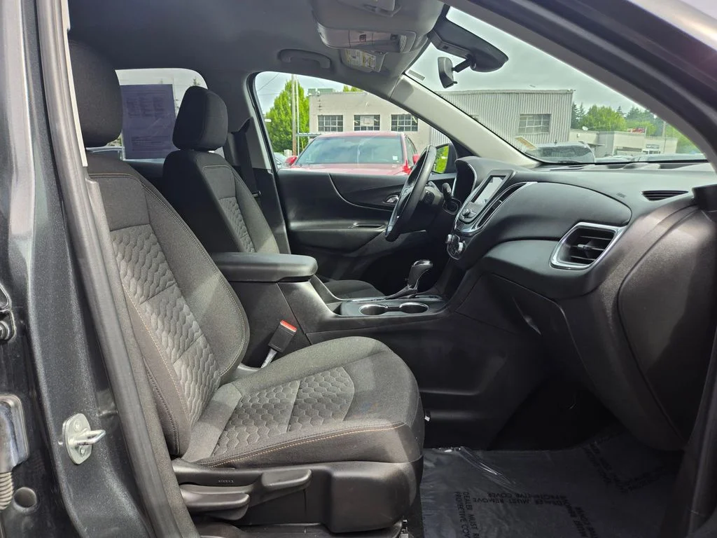 Used 2020 Nightfall Gray Metallic Chevrolet LT image 11