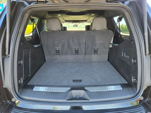 Used 2025 Black GMC Denali Ultimate image 23