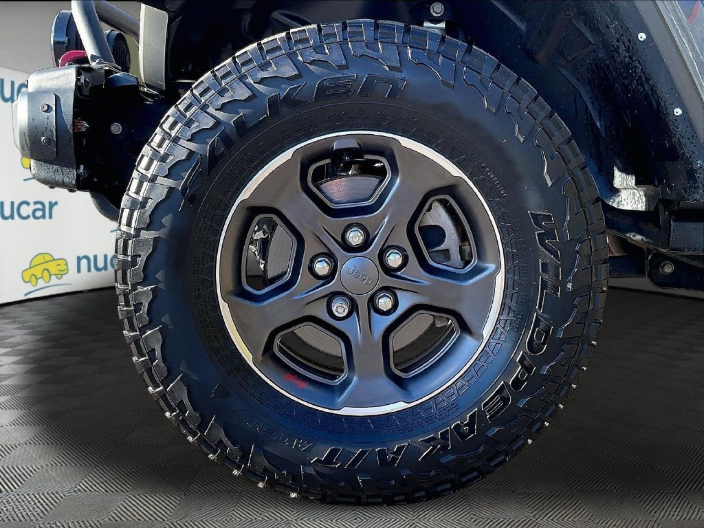 Used 2021 Gray Jeep Rubicon image 22