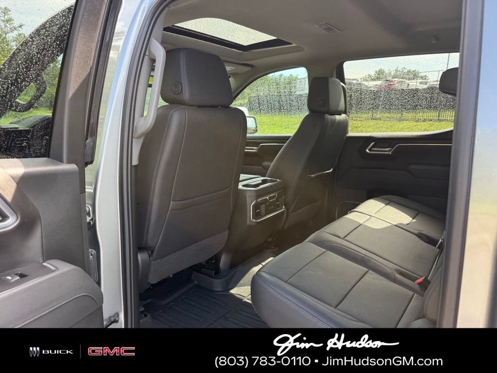 2025 GMC Sierra 1500 SLT - Photo 24