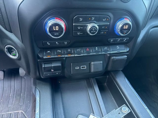 Used 2019 White GMC Denali image 18