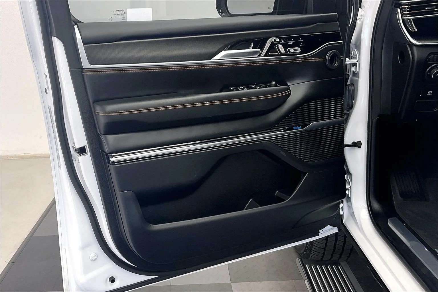 Used 2024 Bright White Clearcoat Jeep Series III image 24