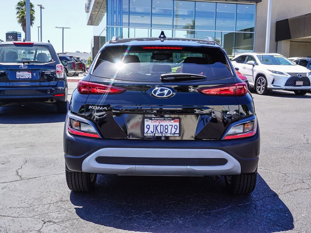 Used 2023 Black Hyundai SEL image 6