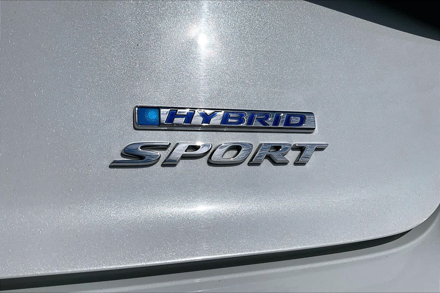 Used 2024 Platinum White Pearl Honda Sport image 10