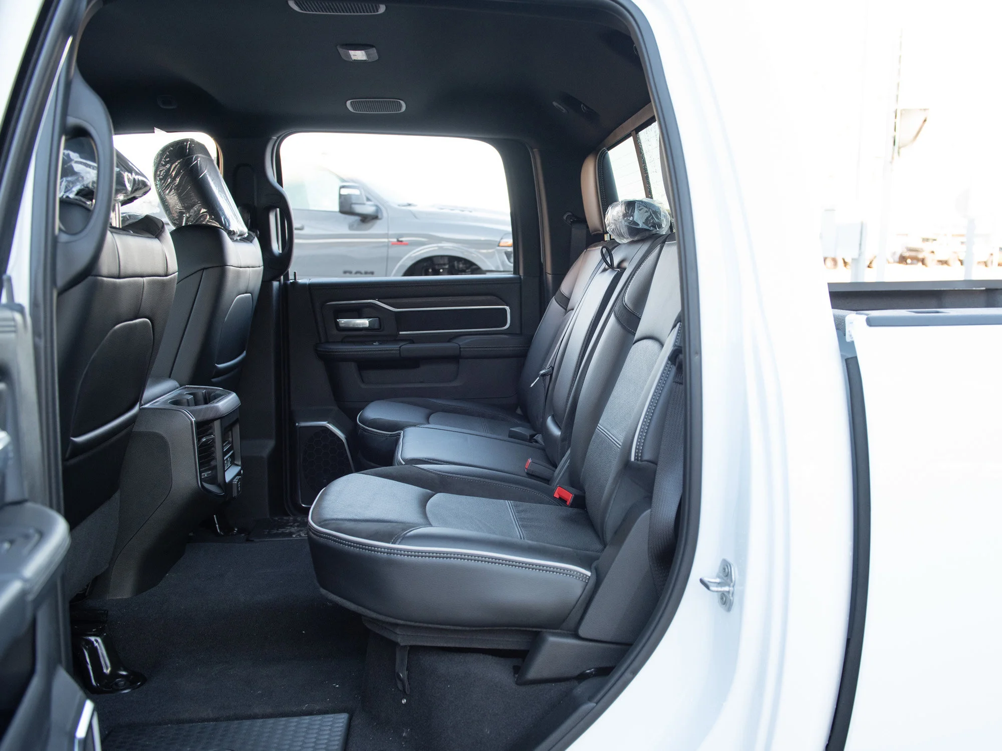 New 2026 White RAM Laramie* Dually, 8