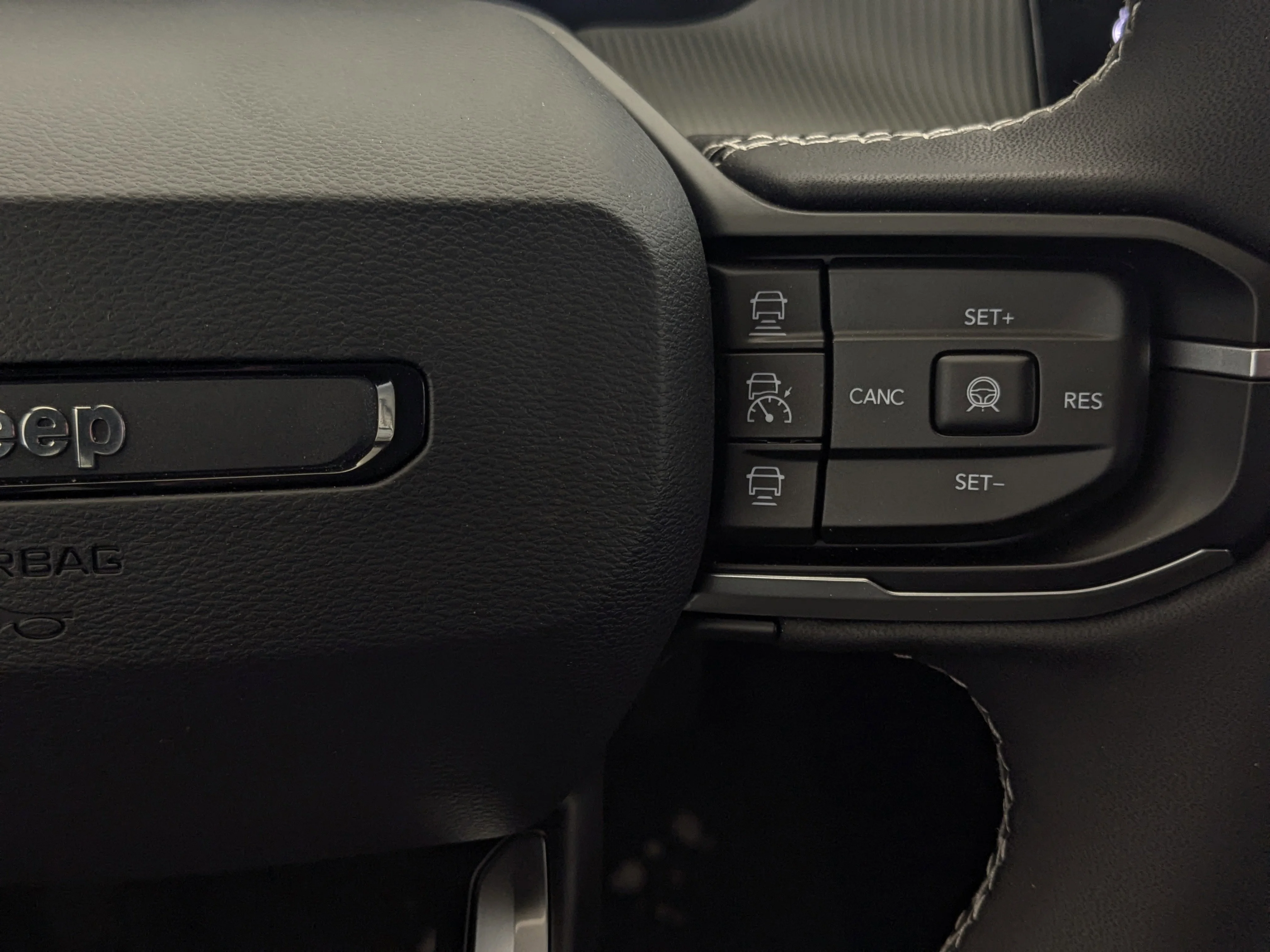 New 2026 Grey Jeep Laredo - - Pkg 23F - Compact Spare - 1.6L Turbo Hybrid - 12.3 Touchscreen & More image 18