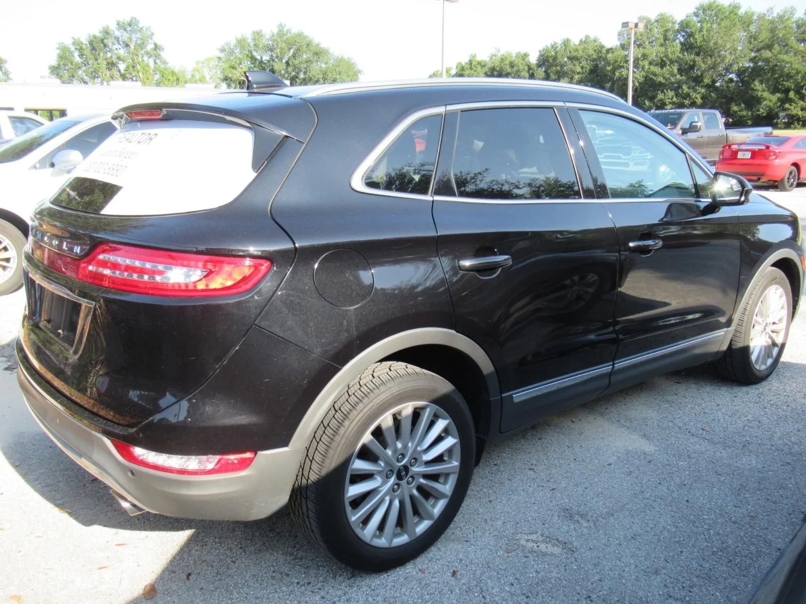 Used 2019 Black Lincoln Standard image 4