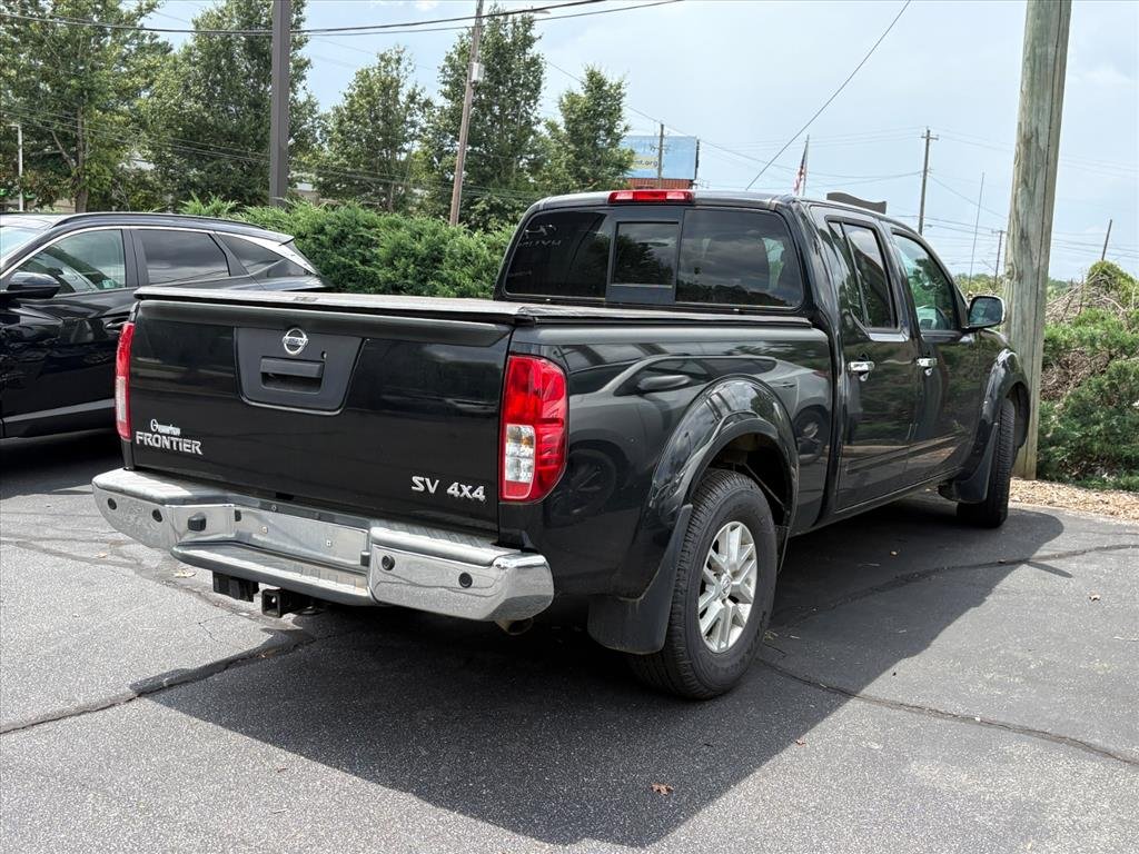 2017 Nissan Frontier SV - Photo 2