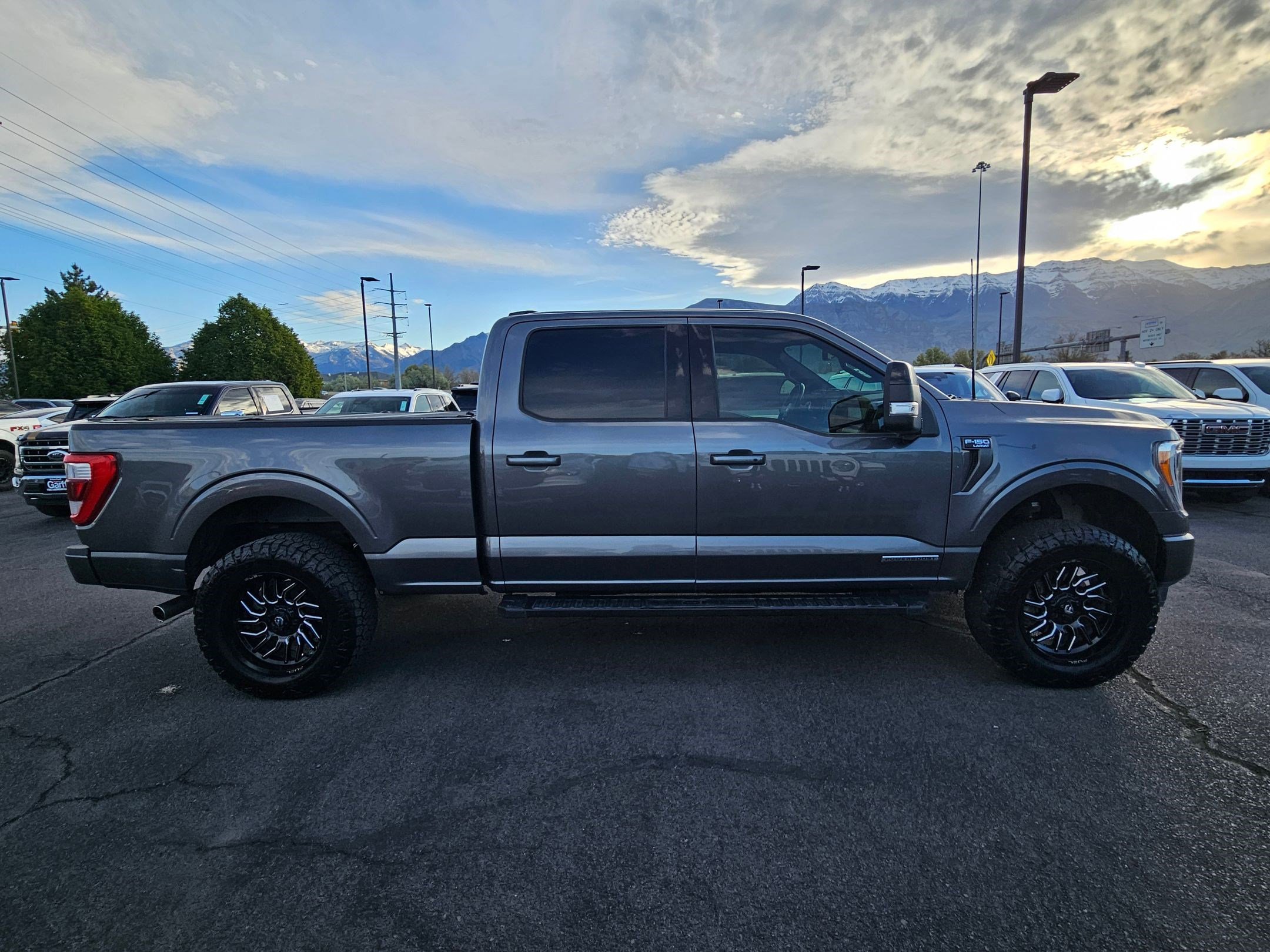 Used 2023 Gray Metallic Ford LARIAT image 2