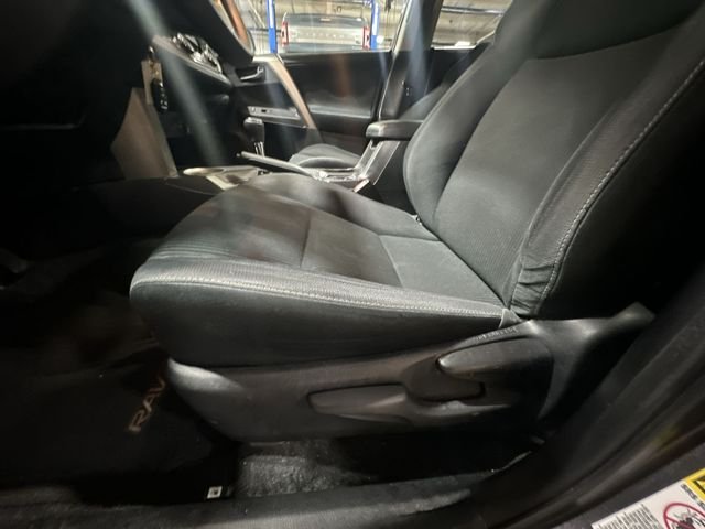 Used 2013 Gray Toyota XLE image 18