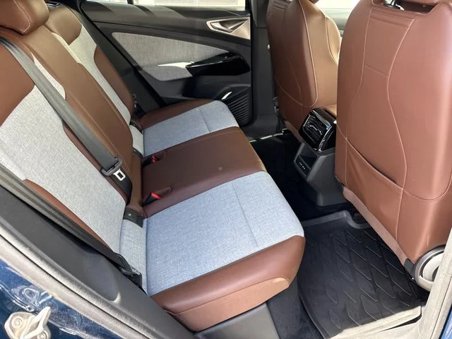 Certified Used 2023 Blue Metallic Volkswagen Pro image 25