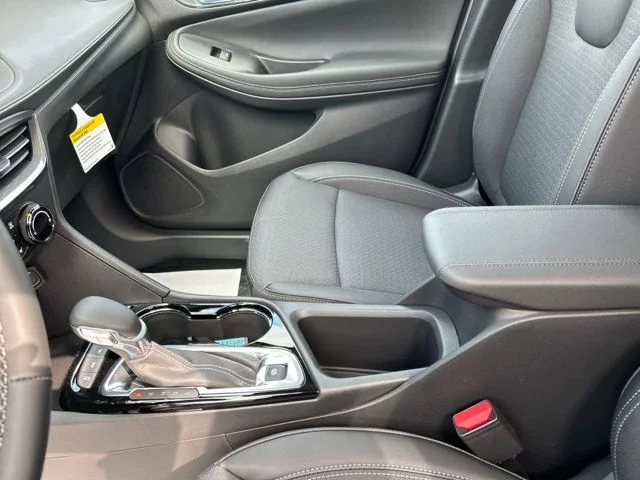New 2026 Summit White Buick Preferred image 28