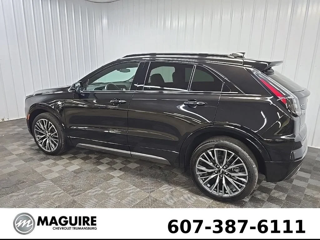 2024 Cadillac XT4 Sport - Photo 4